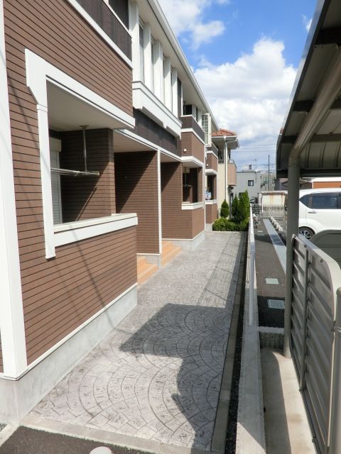 エントランス　お部屋につながるエントランスです