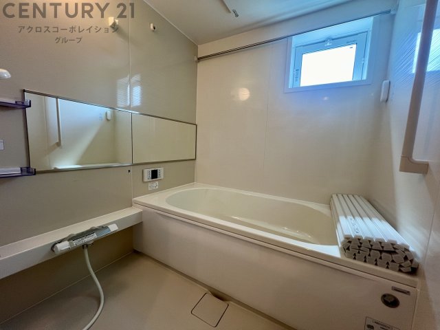 バス・シャワールーム　浴室乾燥・追い炊き機能付きのバスルーム☆