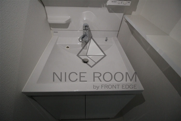 洗面設備　スプランディッド阿倍野　独立洗面台