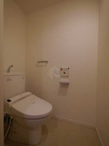 トイレ　フレンシア外苑西