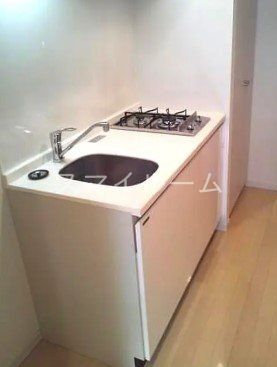 キッチン　※別部屋参考写真となります。