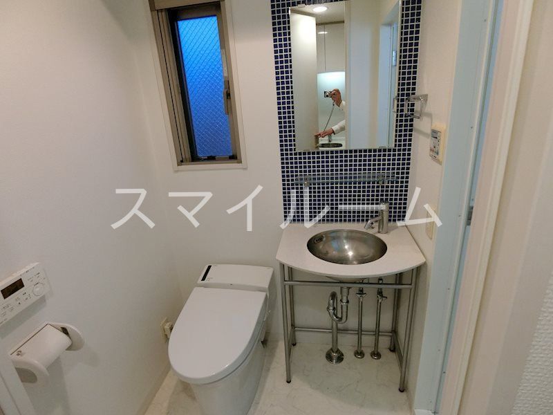 トイレ　※別部屋参考写真となります。