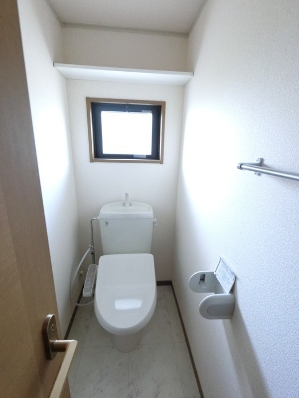 トイレ　図面と現状に相違がある場合には現状を優先