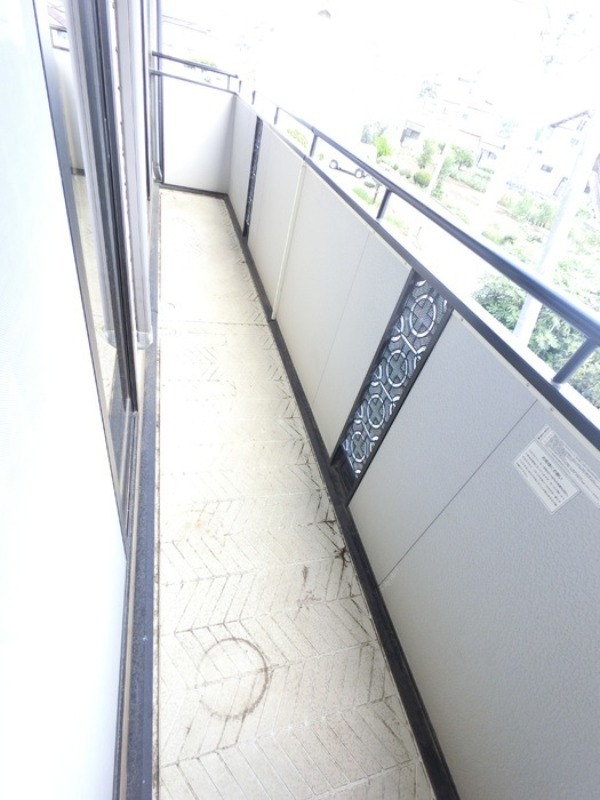 バルコニー　図面と現状に相違がある場合には現状を優先