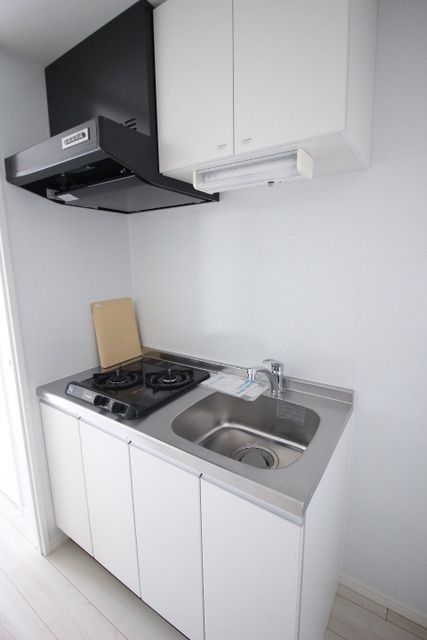 キッチン　経済的な都市ガス使用のキッチン