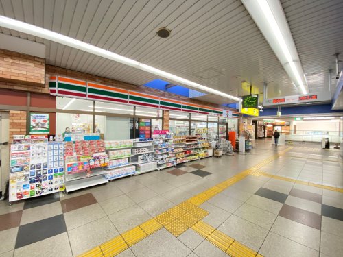 コンビニ　セブンイレブン 新京成ST八柱北口店（コンビニ）まで186m
