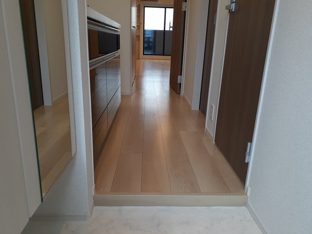 玄関　明るい玄関です