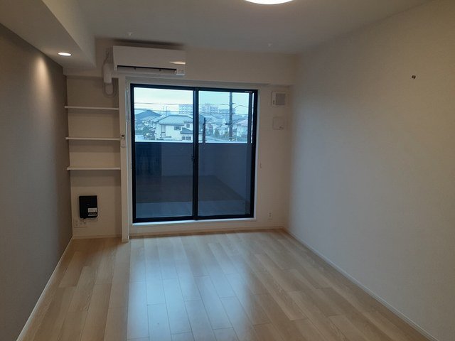 居室・リビング　明るい室内です