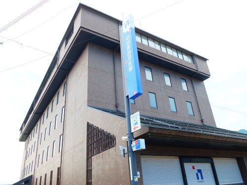 銀行　中兵庫信用金庫本店（銀行）まで289m