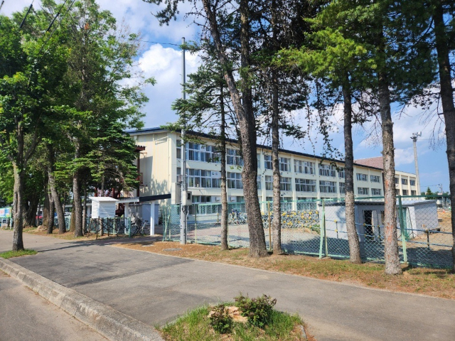 中学校　帯広市立大空学園義務教育学校（中学校）まで1559m