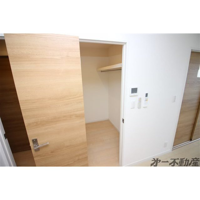 収納　ウォークインクローゼット