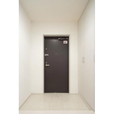 玄関　※参考写真※