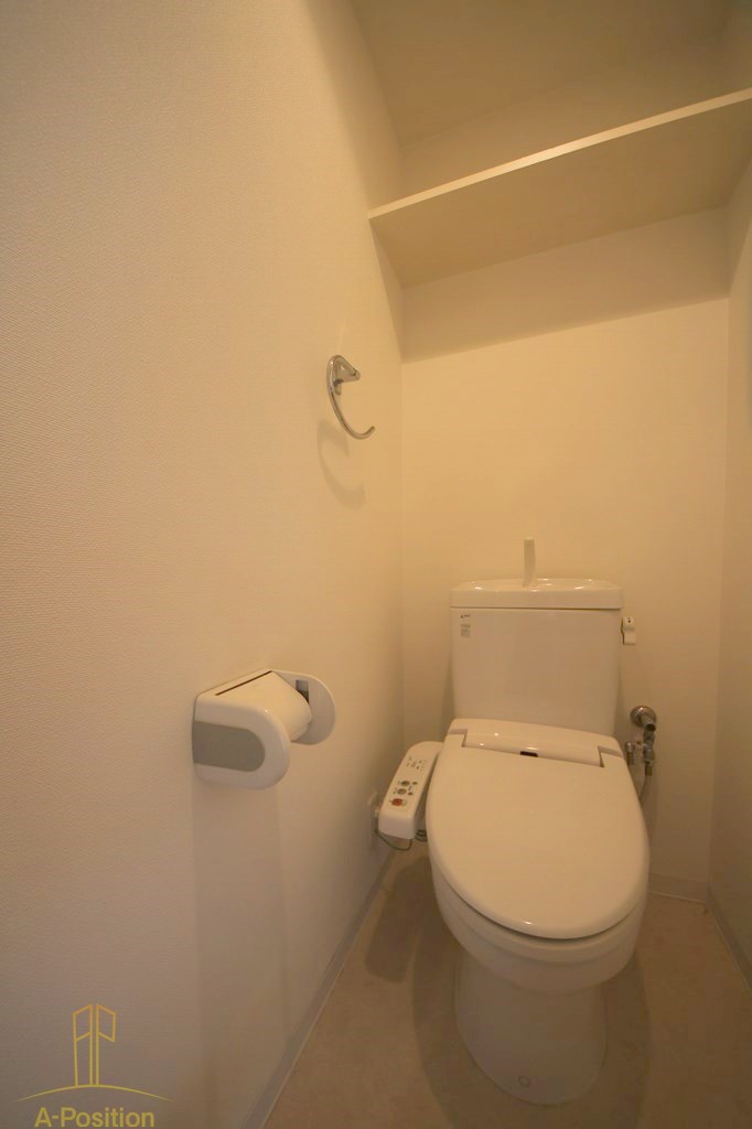 トイレ　クレグラン北梅田