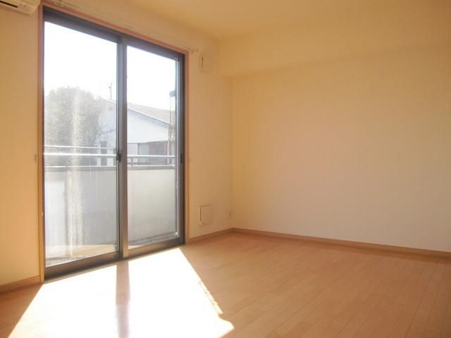 居室・リビング　★日当たり良好★