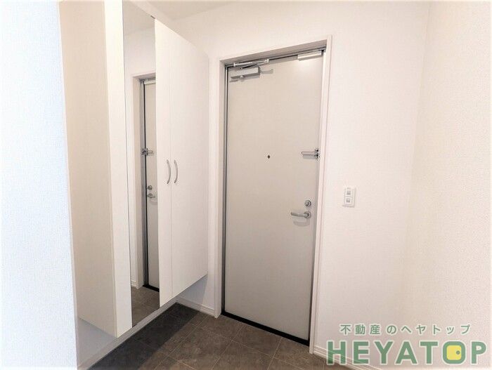 玄関　シューズボックス付き玄関