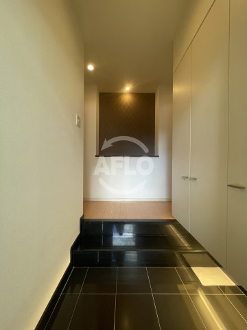 玄関　レジュールアッシュ福島　玄関