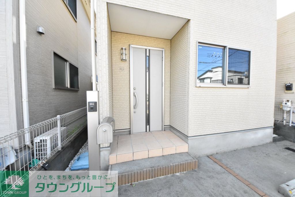 エントランス　庭