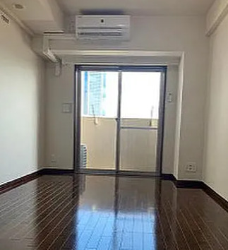 居室・リビング　別部屋の写真を使用しております。