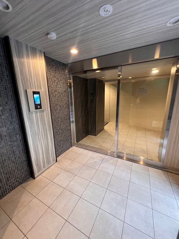 ロビー　清潔なロビーです