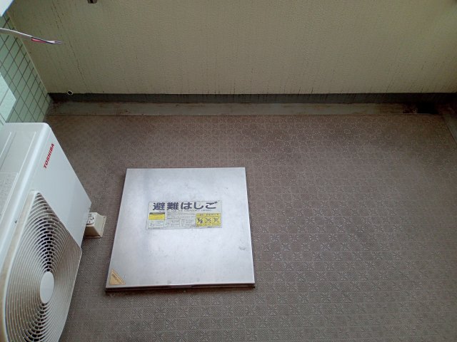 バルコニー　※他部屋参考写真