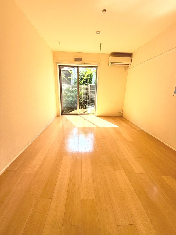 居室・リビング　※別室参照※