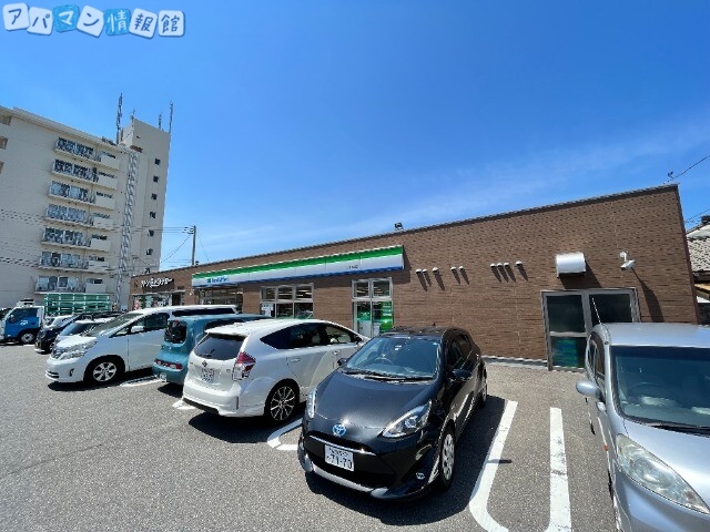 コンビニ　ファミリーマート新潟関新店（コンビニ）まで186m