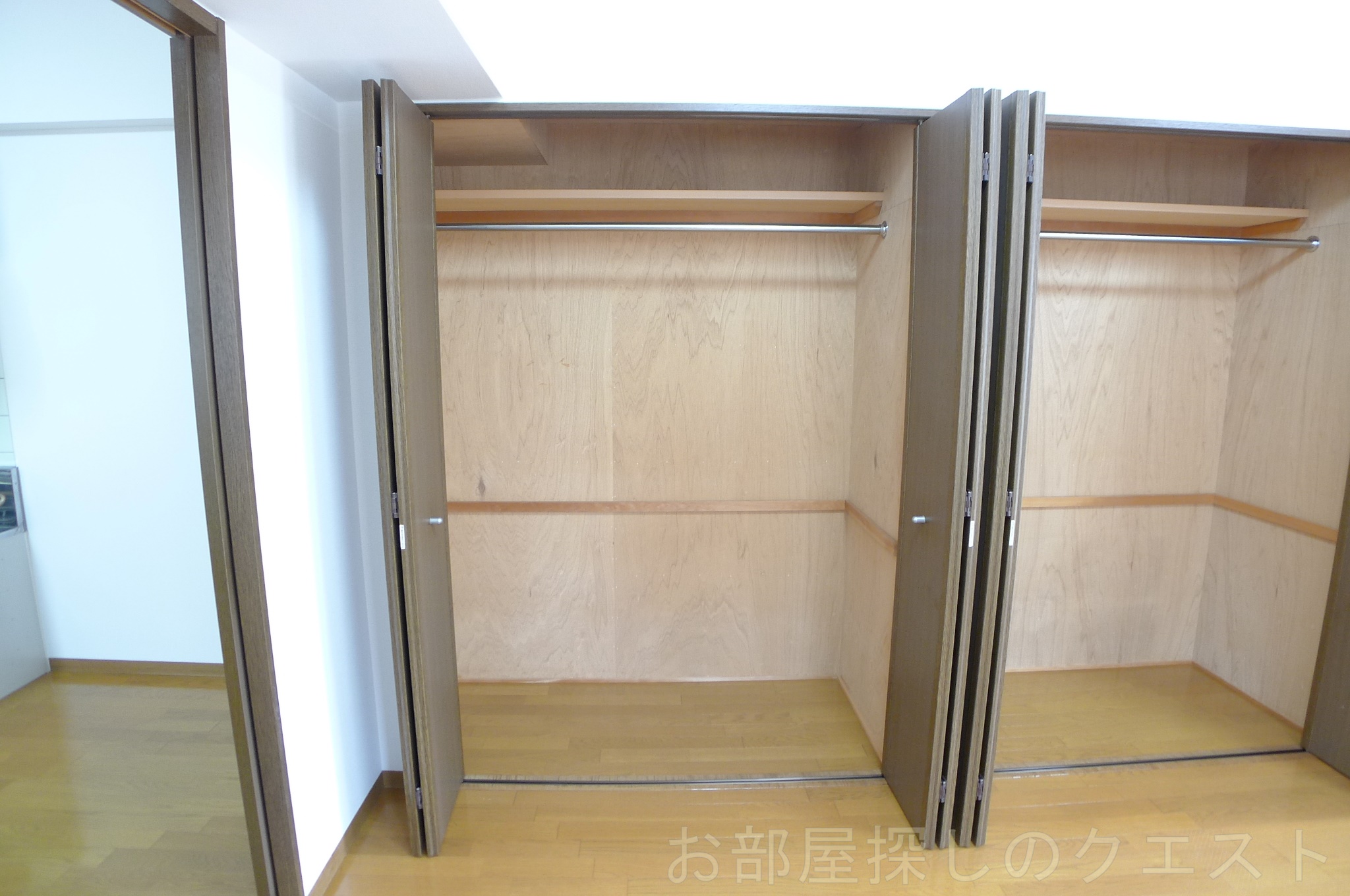 収納　（写真は同タイプのを使用しております。）