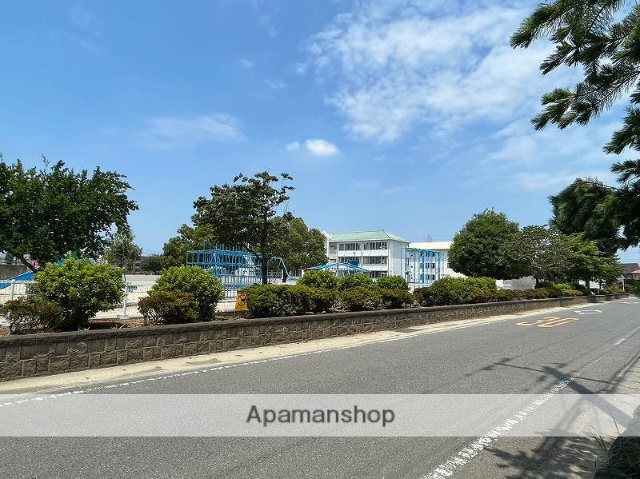 小学校　伊勢崎市立宮郷第二小学校（小学校）まで1081m