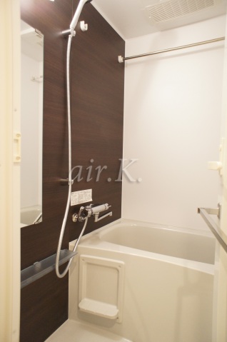 バス・シャワールーム　バスルーム