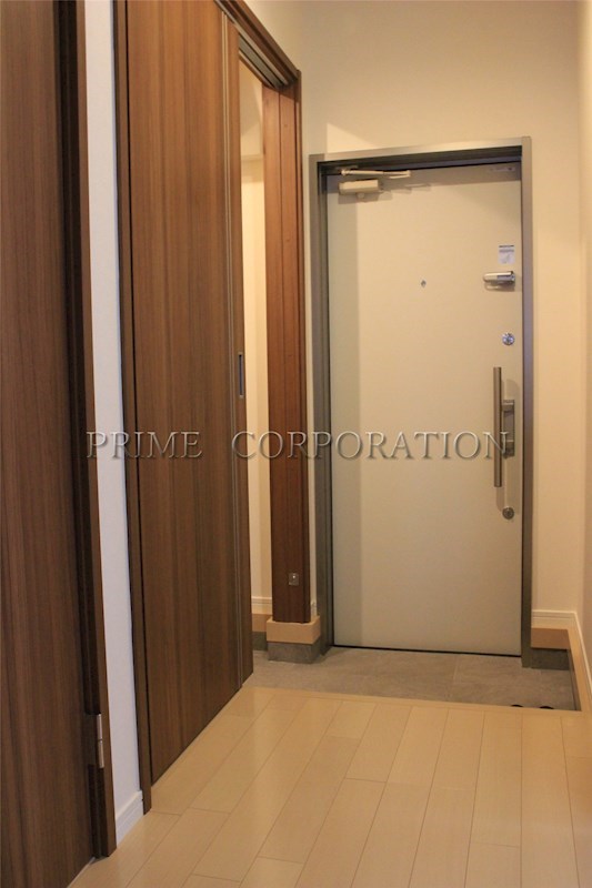 玄関　※参考写真※