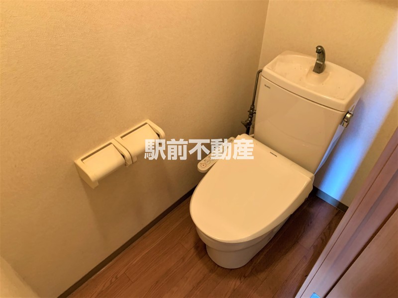 トイレ　ウォシュレット付