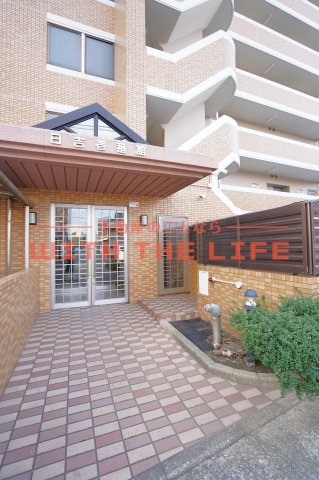 エントランス　ゆとりのあるエントランスです