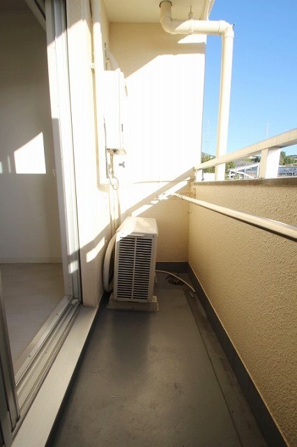 バルコニー　別号室の写真です（反転）