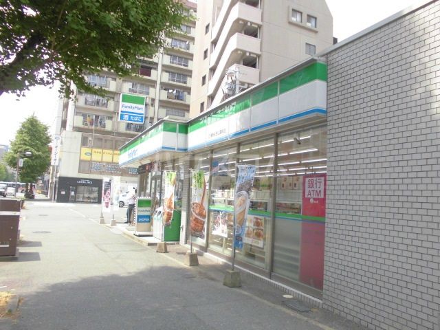コンビニ　ファミリーマート博多住吉公園前店（コンビニ）まで843m