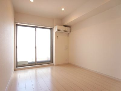 居室・リビング　フローリング8.1帖