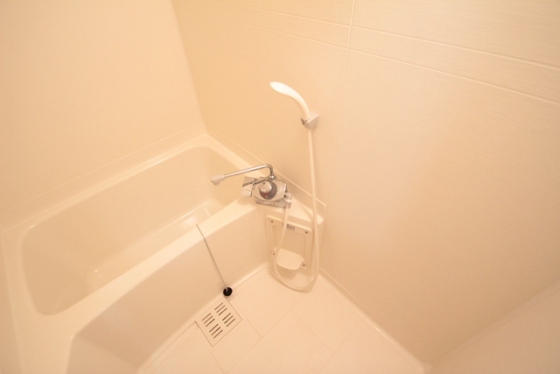 バス・シャワールーム　別号室の写真になります。