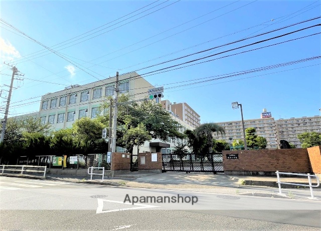 小学校　東海小学校（小学校）まで628m