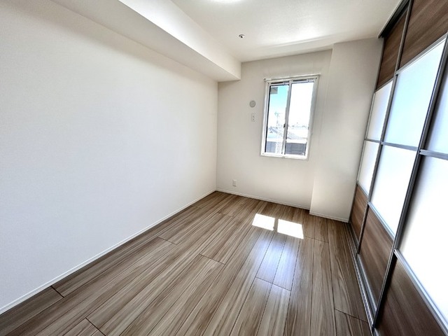 その他部屋・スペース　南側洋室