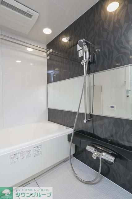 バス・シャワールーム　※写真は同タイプ住戸です。