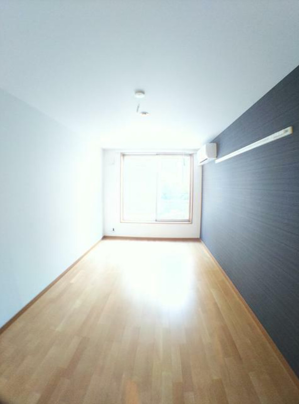 居室・リビング　6.9帖の洋室