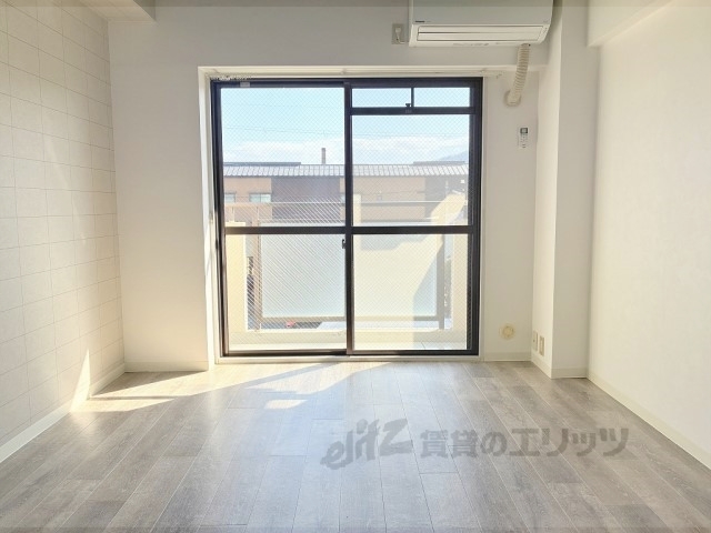 居室・リビング　洋室