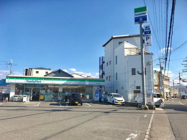 コンビニ　ファミリーマート泉佐野羽倉崎店（コンビニ）まで800m