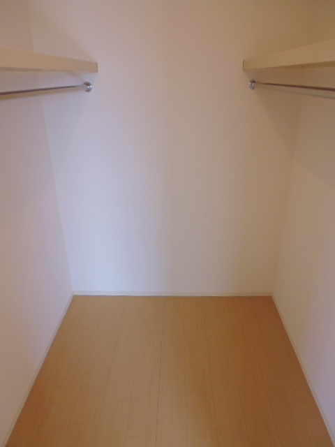 収納　ウォークインクロゼット