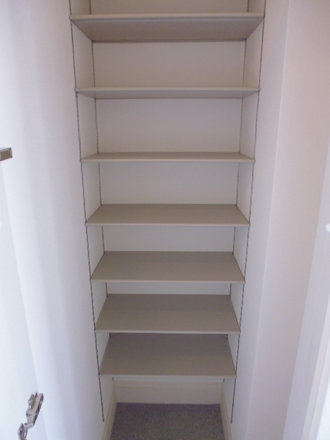 玄関　たっぷり入るシューズボックス