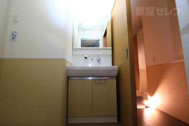 洗面設備　１０１号室（モデルルーム）