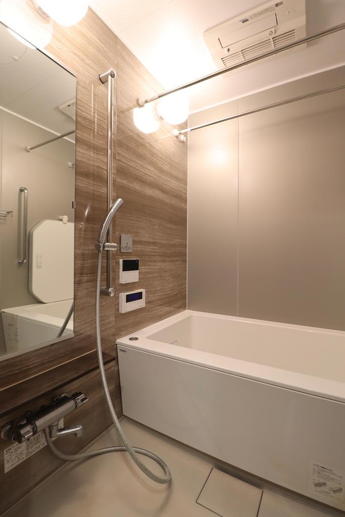 バス・シャワールーム