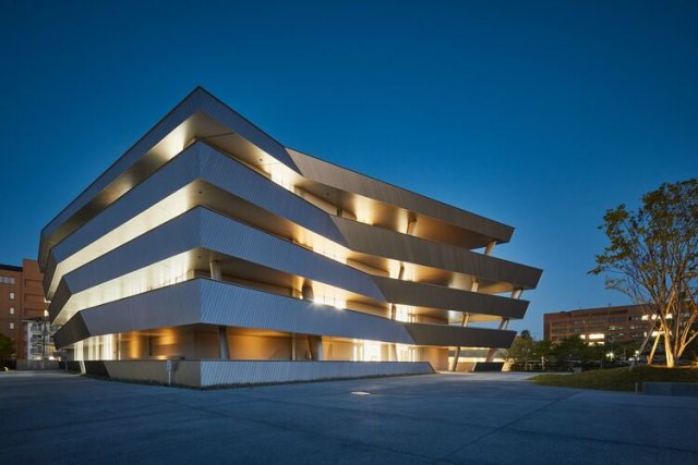 高校・高専　大阪学院大学高等学校（高校・高専）まで599m