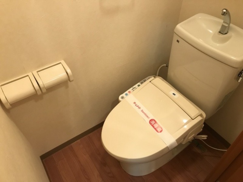 トイレ　図面と現状に相違がある場合には現状を優先．．．