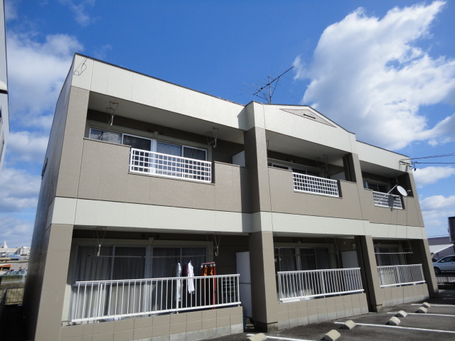 建物外観　外観写真（昼）