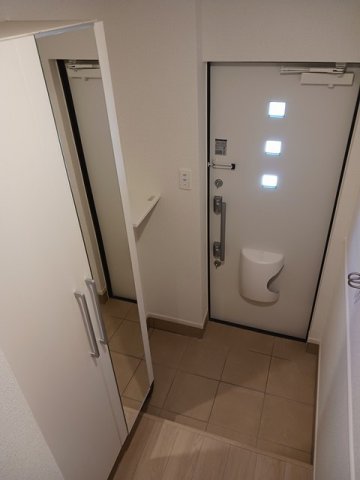 玄関　きれいな玄関です